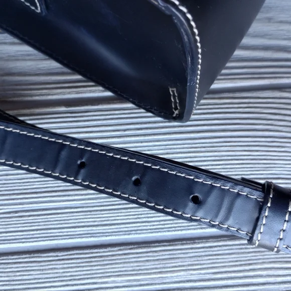 Dooney & Bourke Black Bag Made in Italy Purse with Lock and Key - Picture 14 of 15